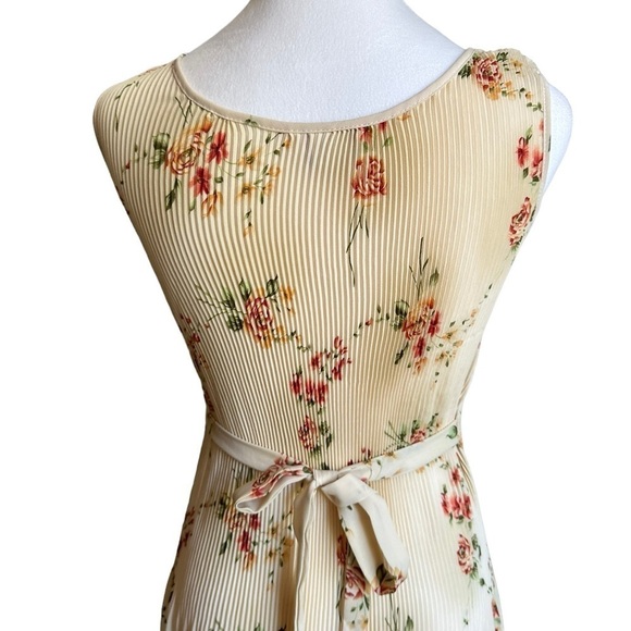 Moa USA Floral Sleeveless Midi Dress Size Small - Picture 4 of 17